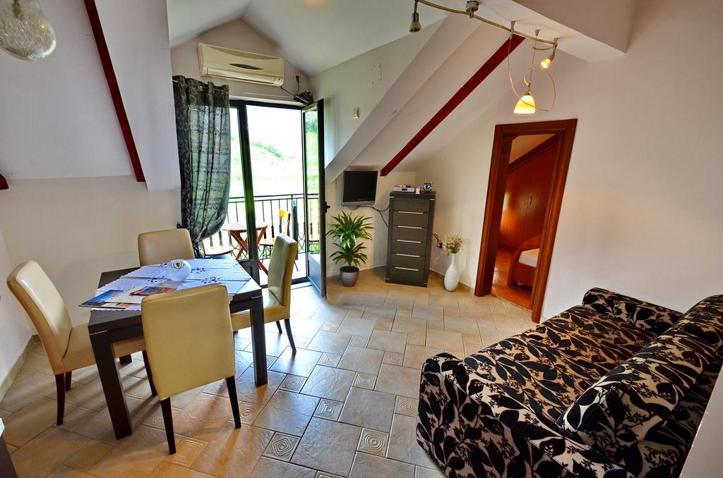 Apartments Ivetic Kotor Szoba fotó